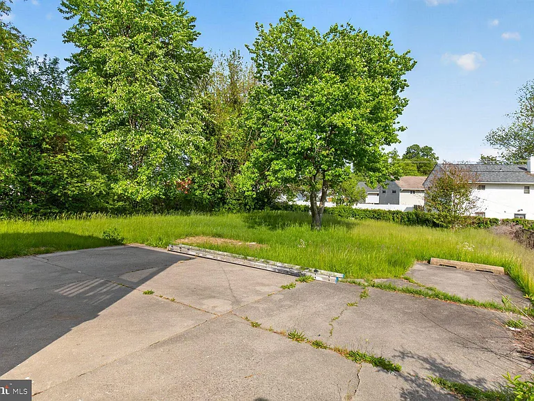 3303 Fairview Rd — Photo 19