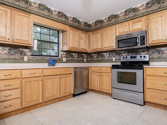 3rd image of 21404 County Road 137