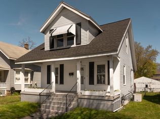 1014 Powers Ave NW, Grand Rapids, MI 49504