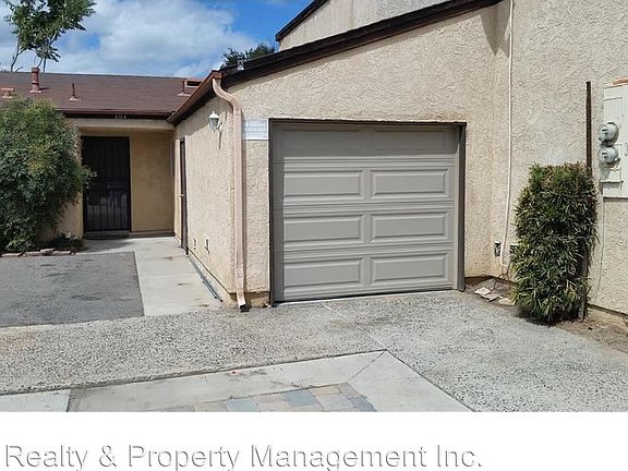 2nd image of 604 Parkview Dr