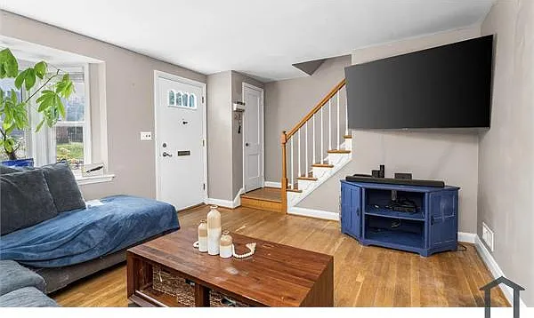 1606 Loch Ness Rd — Photo 8