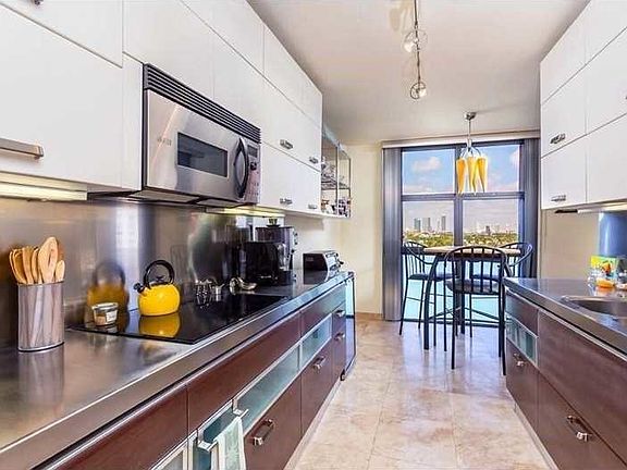 5th image of 9 Island Ave APT 1406