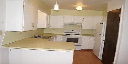 5th image of 445 Fuhriman Dr