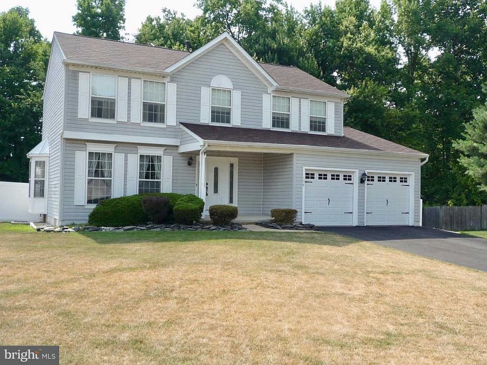 1st image of 158 Willamette Dr