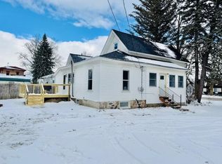 1219 Jordan Lake Ave, Lake Odessa, MI 48849
