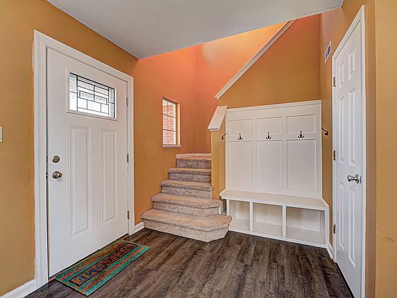 2nd image of 5563 Jillison Ct