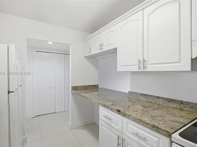 183 Lakeview Dr #102 — Photo 10