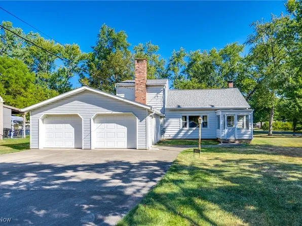 1801 49th St NW, Canton, OH 44709
