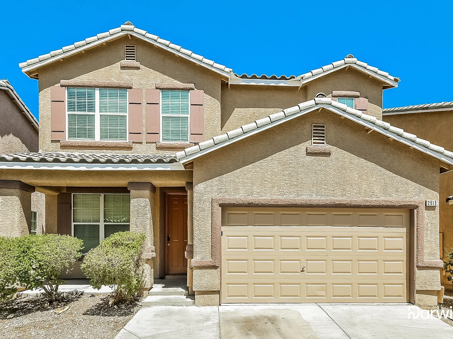 3 bed, 3.0 bath, 1554 sqft, $1,899 — Photo 1