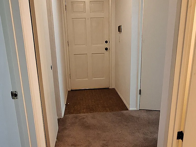 S 174th Pl — Photo 6