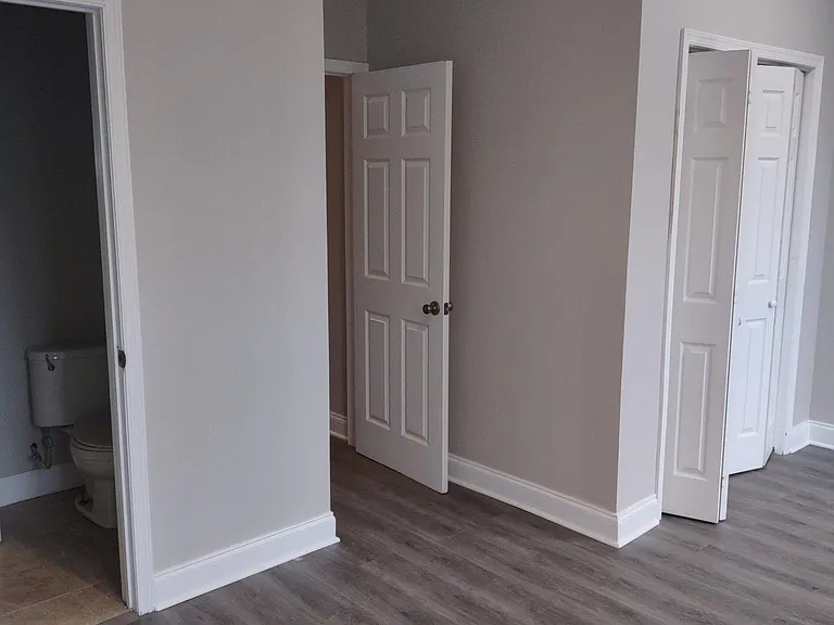 1712 W Tioga St — Photo 5