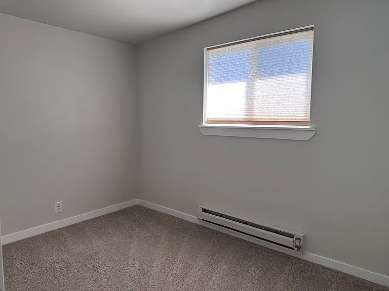 6842 NE 153rd Pl — Photo 12