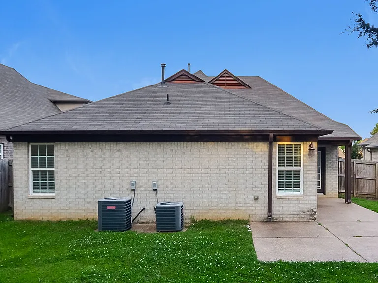 9007 Billy Pat Dr — Photo 17