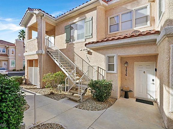 2nd image of 251 S Green Valley Pkwy Unit 1822