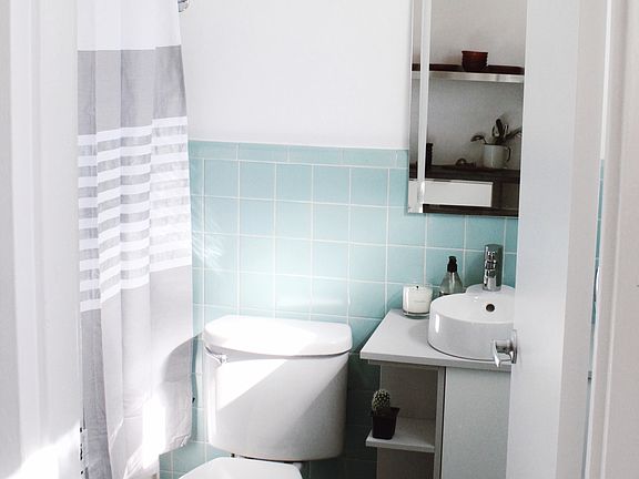 4th image of 8400 E Colfax Ave #16