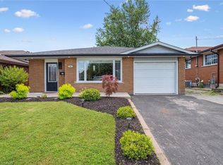 12 Anson Ave, Hamilton, ON L8T2X3