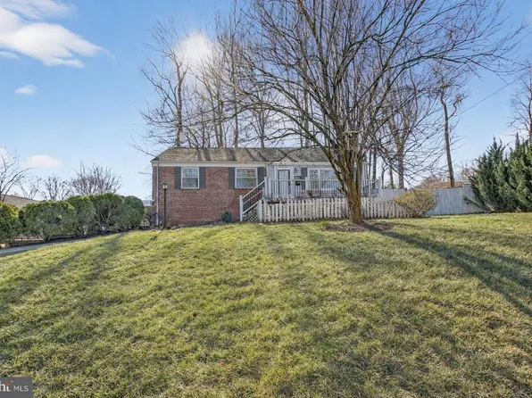3709 Ridge Rd, Annandale, VA 22003