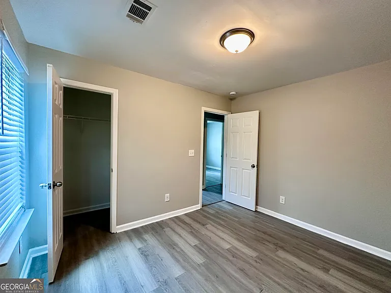 706 Keeshono St — Photo 14