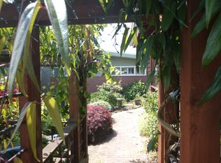 8548 20th Ave NW, Seattle, WA 98117