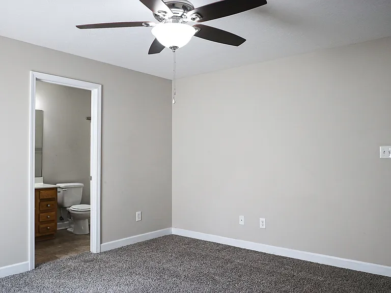 211 Moss Creek Ave #B — Photo 10