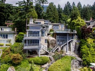 4012 Marine Dr, West Vancouver, BC V7V1N6