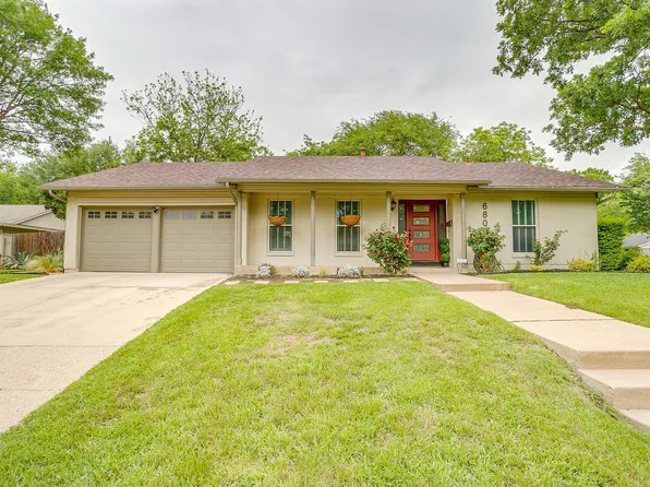 6800 Chickering Rd, Fort Worth, TX 76116