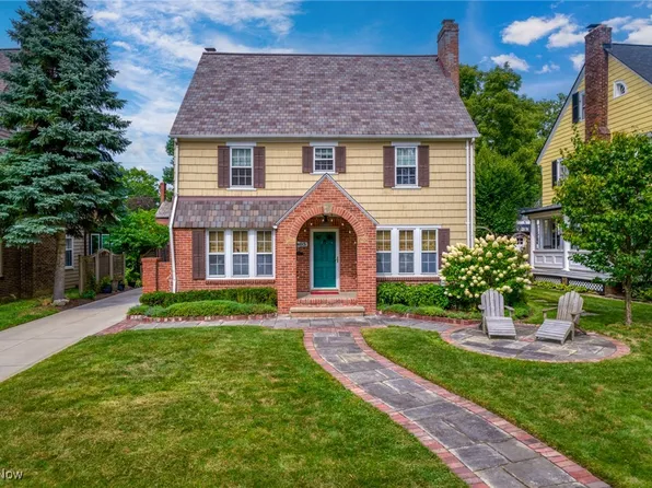 15805 Chadbourne Rd, Shaker Heights, OH 44120
