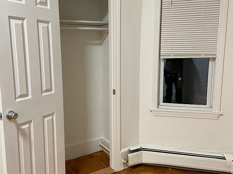 252 Windsor St #3A — Photo 16