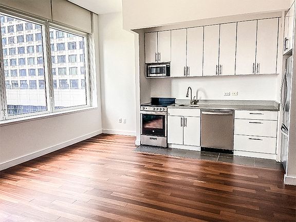 5th image of 606 42nd St #804