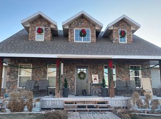 6618 N 10500 E, Lapoint, UT 84039