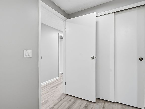 2nd image of 5109 Ranstead Ct