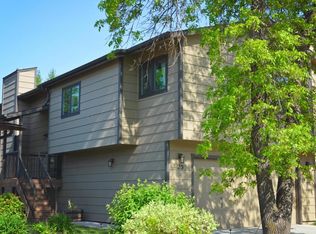 25 Fremont Dr S, Fargo, ND 58103