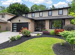 28 Innis Cres, Richmond Hill, ON L4C 5K2