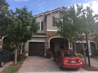 8879 SW 223rd Ln, Cutler Bay, FL 33190