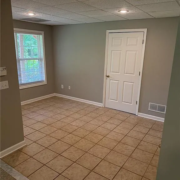 995 Stefan Walk — Photo 18
