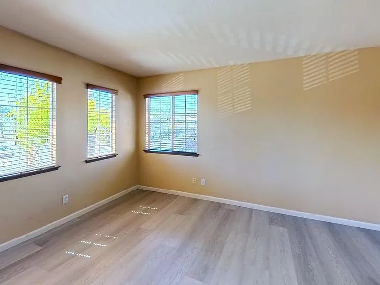 37978 Spur Dr — Photo 29