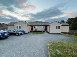 1425 Sandy Cir, Blacksburg, VA 24060