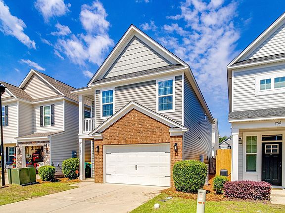 2nd image of 760 Dawsons Park Way