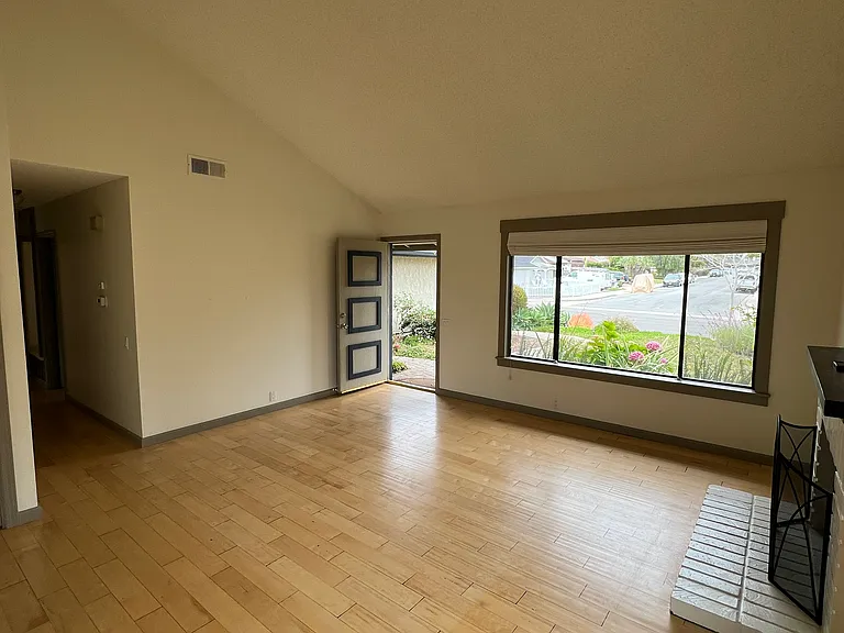 4685 El Carro Ln — Photo 6