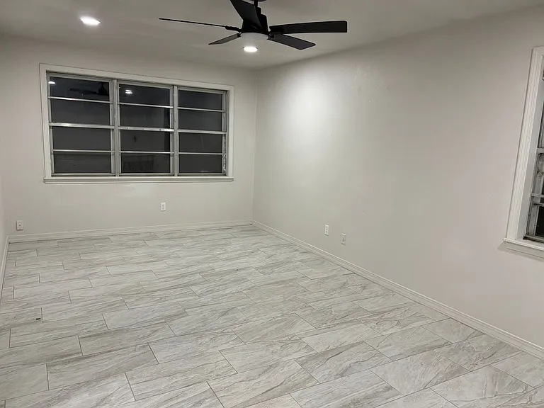 2916 Brookline Dr — Photo 10