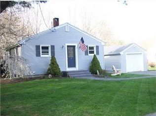 19 Marston St, Falmouth, ME 04105
