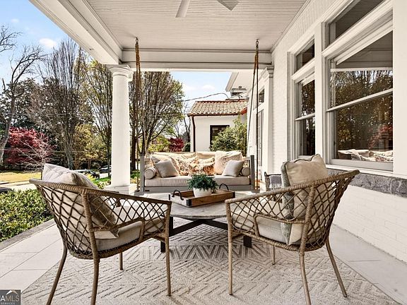 3rd image of 94 Inman Cir NE