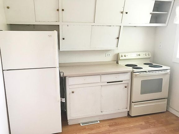 Kitchen 01