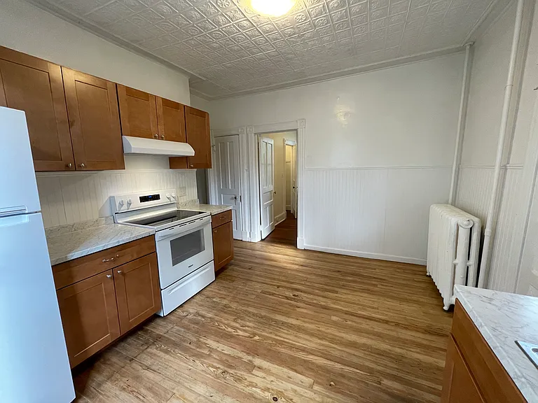 520 Washington St — Photo 12