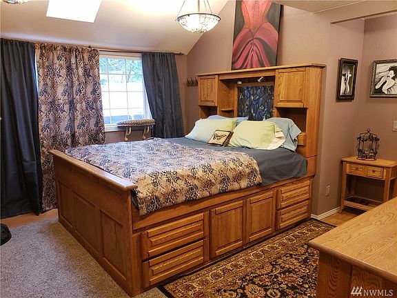 5th image of 700 Canaan Ct