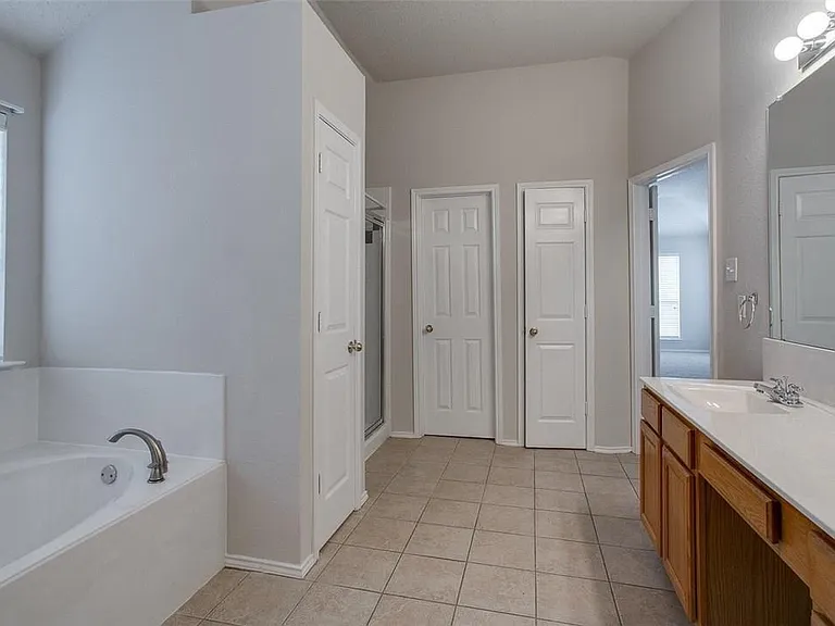 7808 Silver Sage Dr — Photo 17
