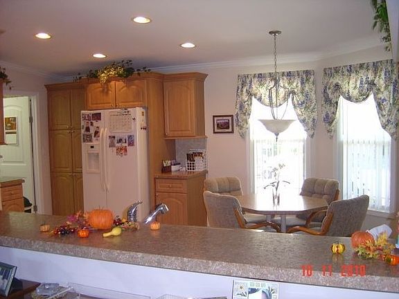 5th image of 9968 Jaybird Dr
