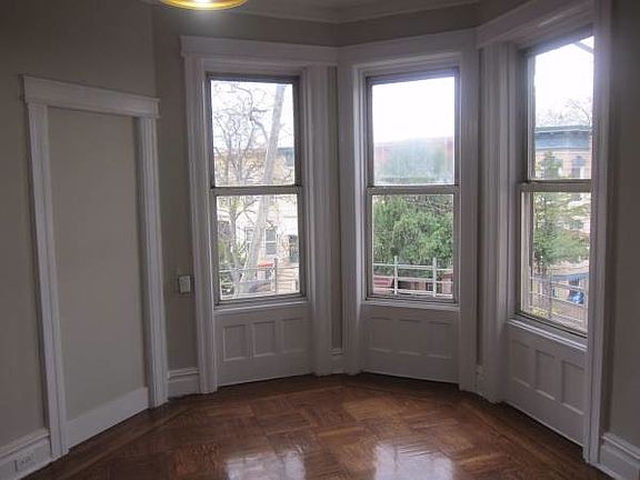 2nd image of 1494 Jefferson Ave