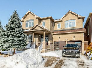 18 Calico Cres, Markham, ON L6C 3A6