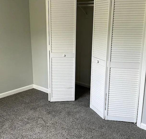 2051 Lenoa Ln — Photo 11